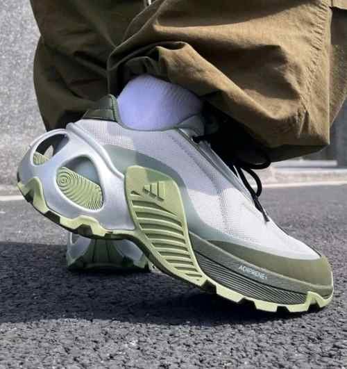 Adiddas Wonder Runner Green