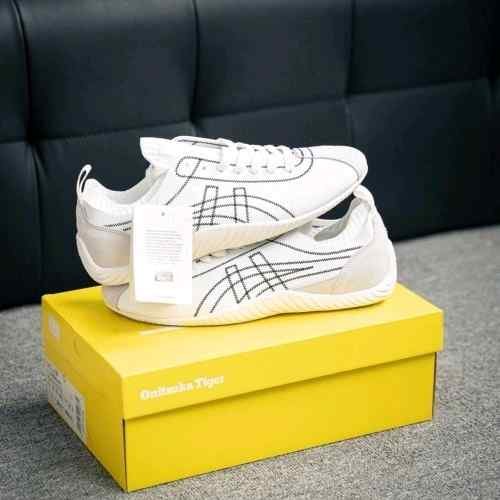Onitsukaa Tiger Sclaw White