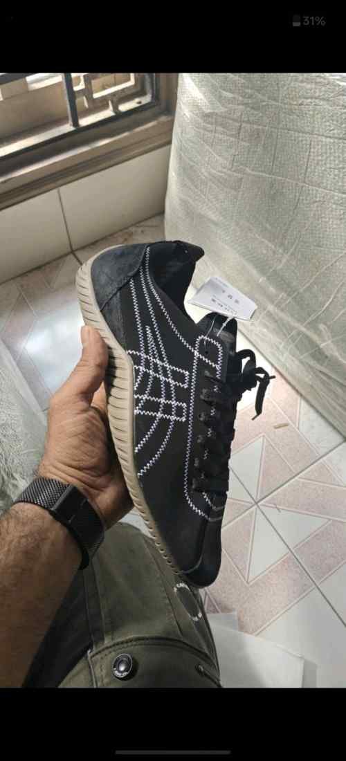 Onitsukaa Tiger Sclaw Black White