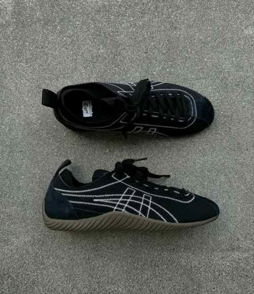 Onitsukaa Tiger Sclaw Black White