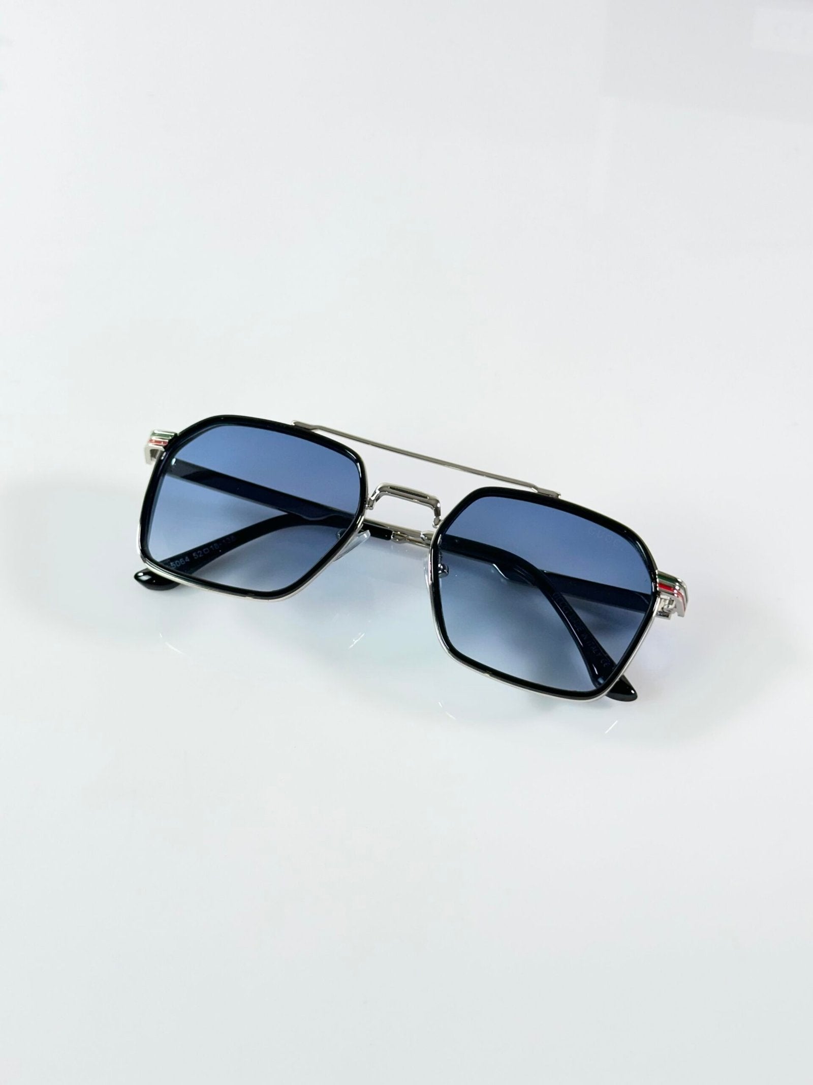 Gucci_5064_Silver_Blue