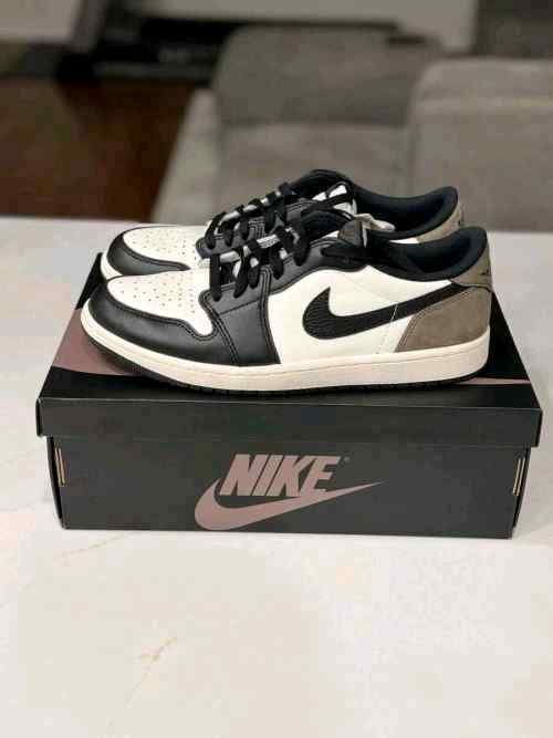 nikee Air Jordan 1 Retro Low OG Mocha Semi UA