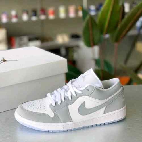 nikee Jordan Retro 1 Low WOLF GREY