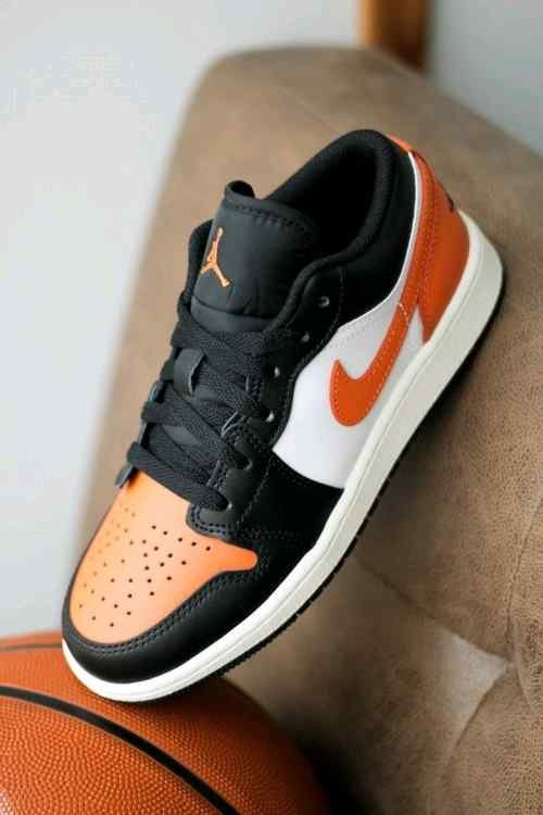 NIKEE AIR JORDAN LOW ALTERNATE SHATTERED BACKBOARD