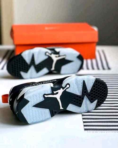 Nikee Retro 6 Jumpman MVP Paris