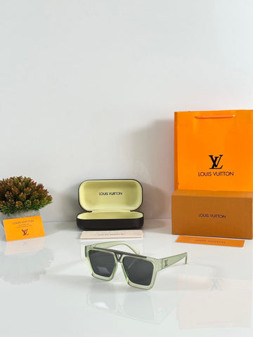 LV 1502 Ice Green Black