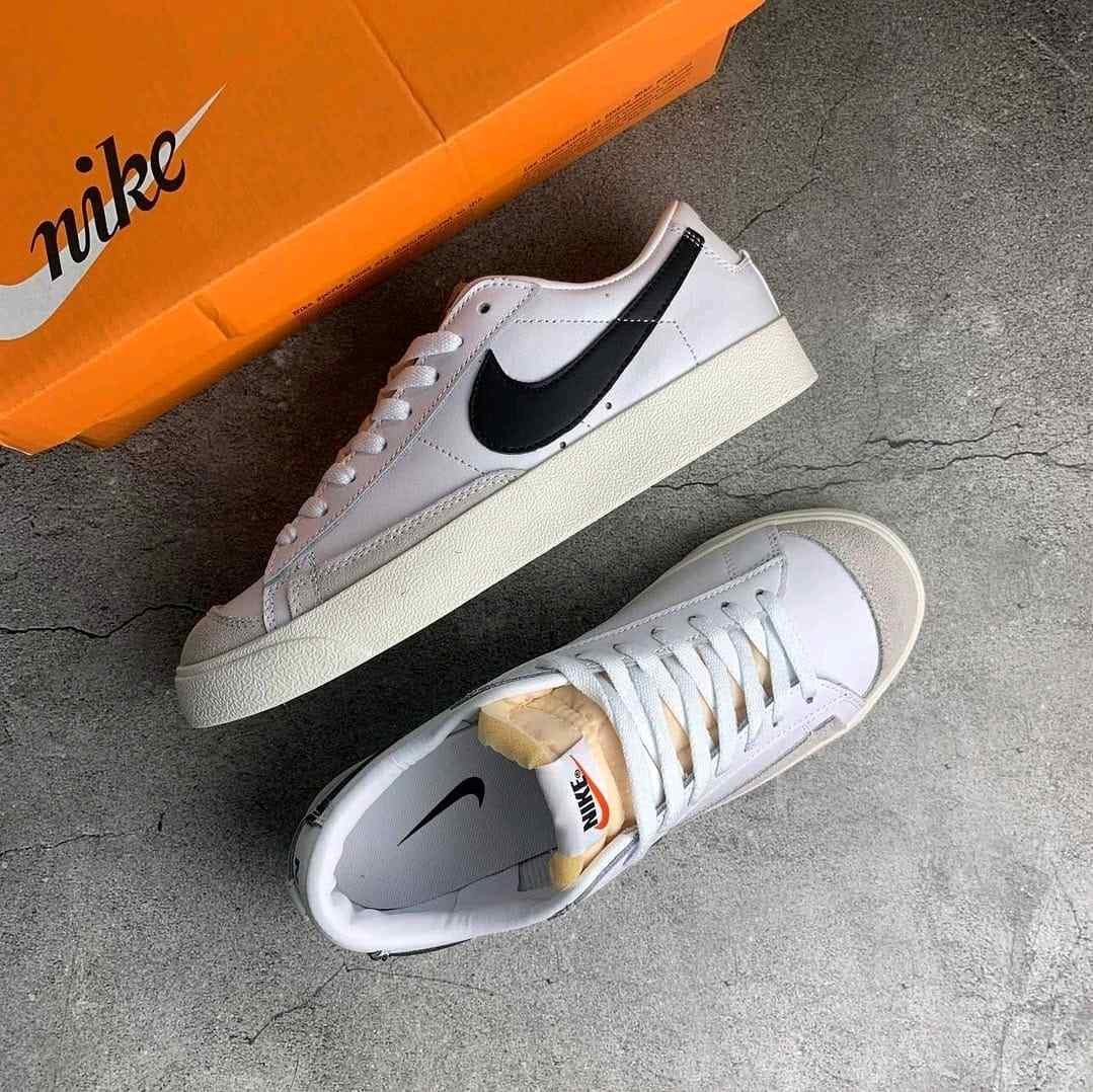 nikee Blazer 77 Low Vintage White-black