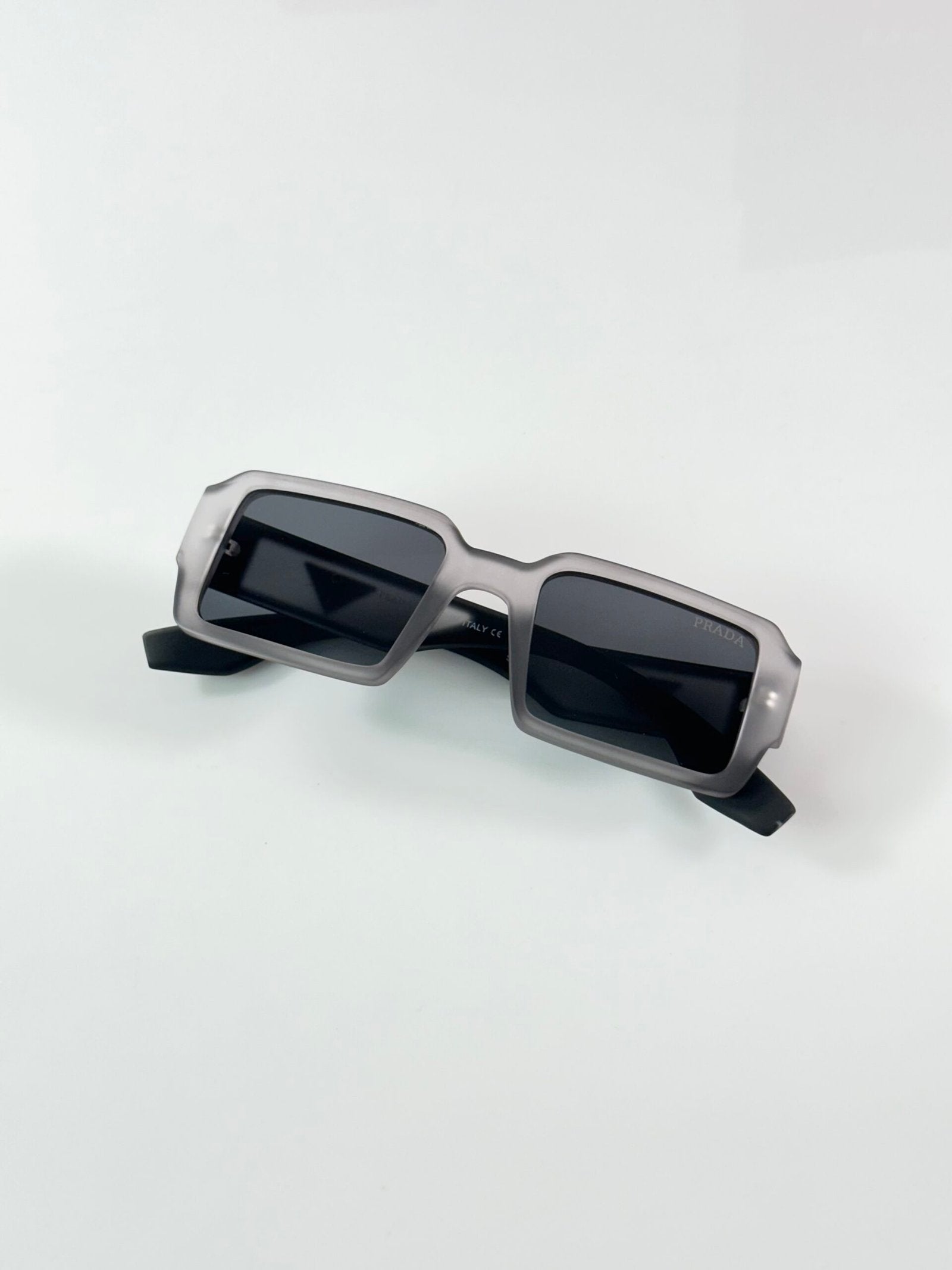 PR 89 Grey