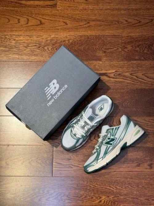 New balancee 740 Trainers White Marsh Green