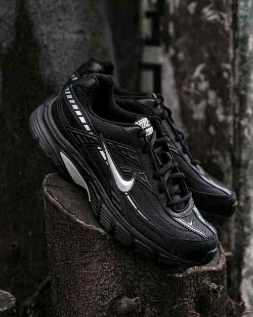 nikee Initiator Black Grey Silver