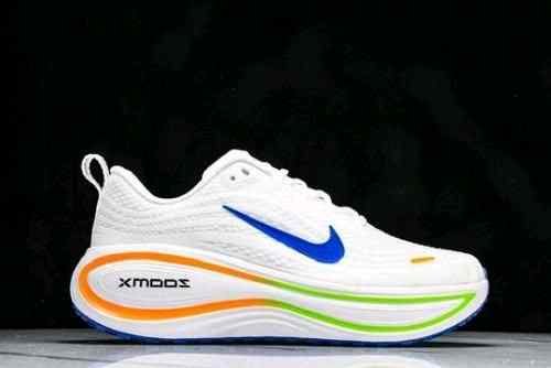 Nikee Zoom X Vomero Plus