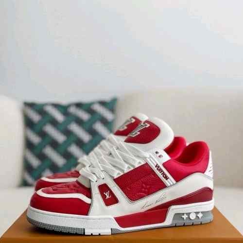 LOUISs VUITTONn TRAINER SIGNATURE RED WHITE
