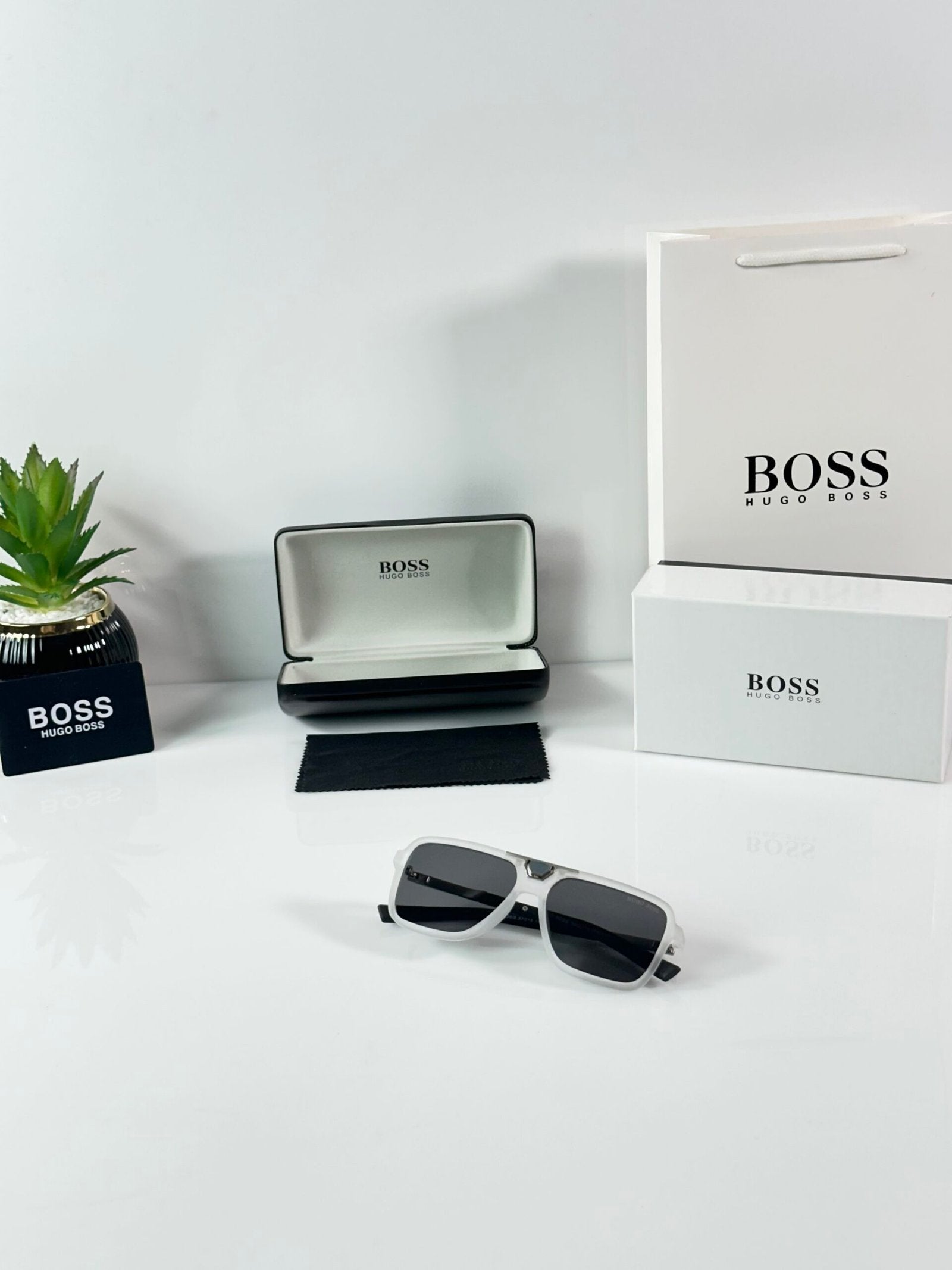 HB_038_Ice_Black