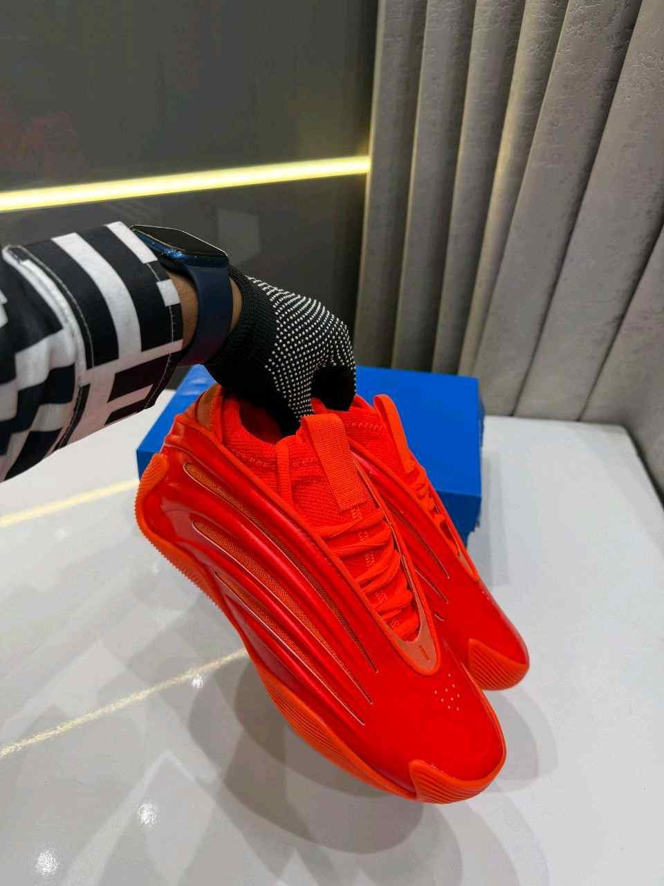 Adidass Harden Volume 9 DYNamo Red