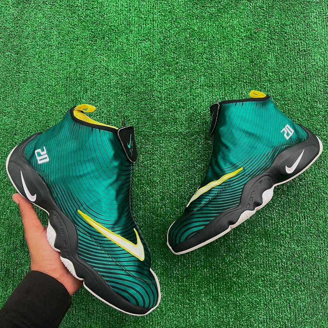Nikkee Air Zoom Flight 98 The Glove Sonic Wave