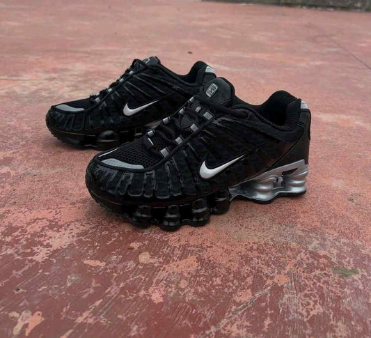 Nikee Shox Black Power Silver
