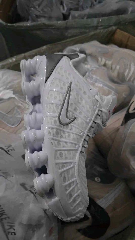 Nikee Shox TL Metallic White