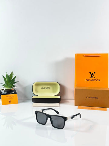 Louis_Vuitton_2191_Mate_Black