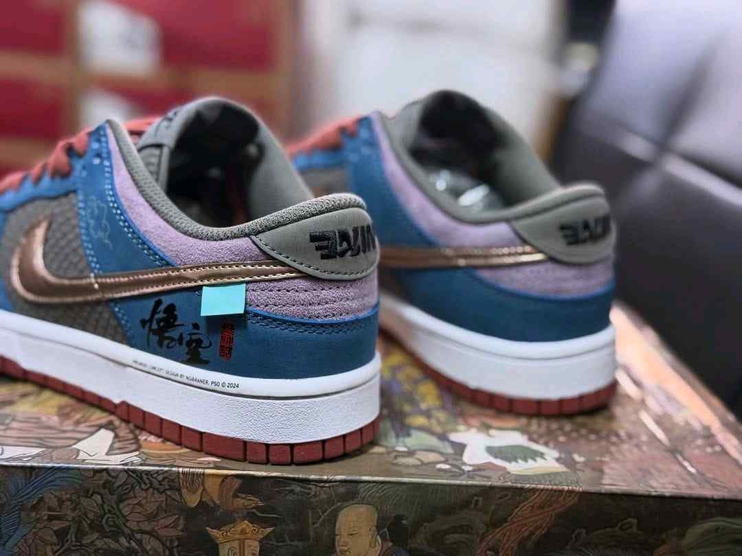 Nikee Air Jordan 1 Low MYTH WUKONG WITH ACCESSORIES