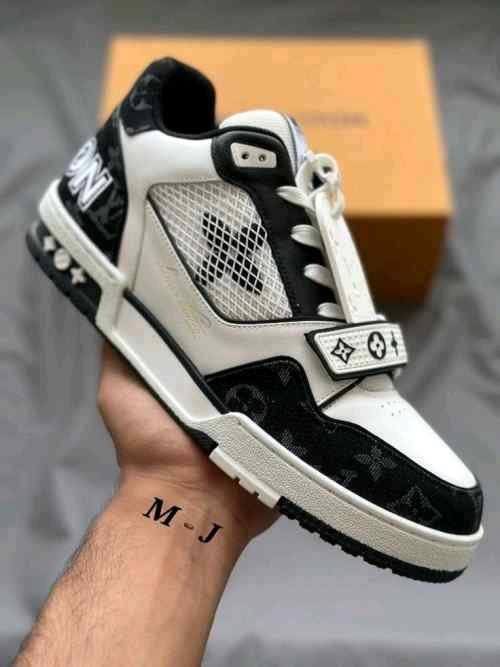 louiss vuittonn Trainer Stripe BLACK WHITE