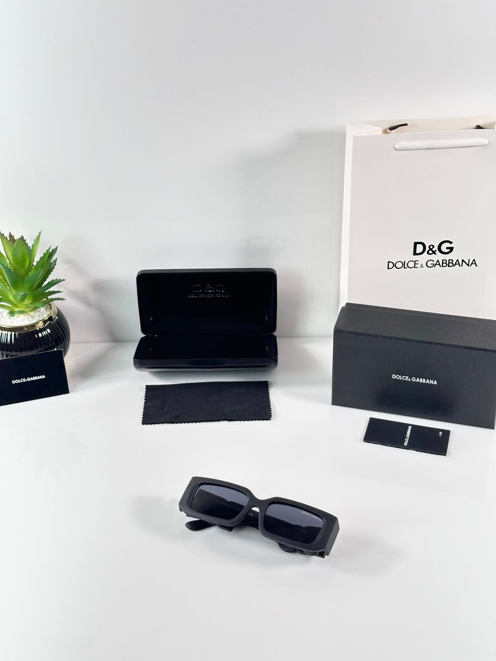 Dolce_&_Gabbana_6197_Black