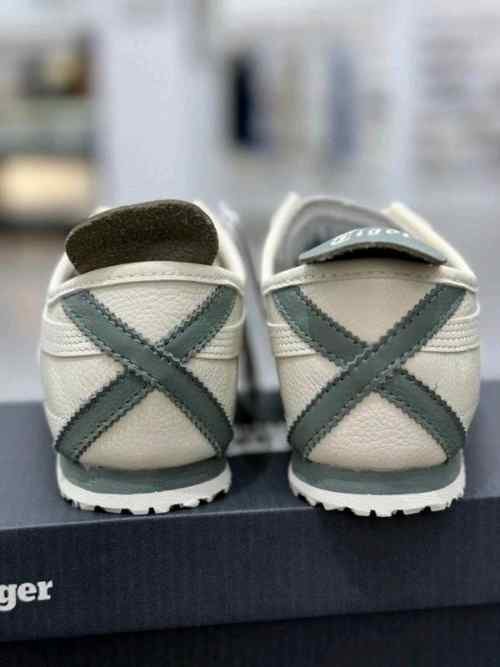 Onitsukaa Tiger Mexico 66 Cream Grey Sage fix