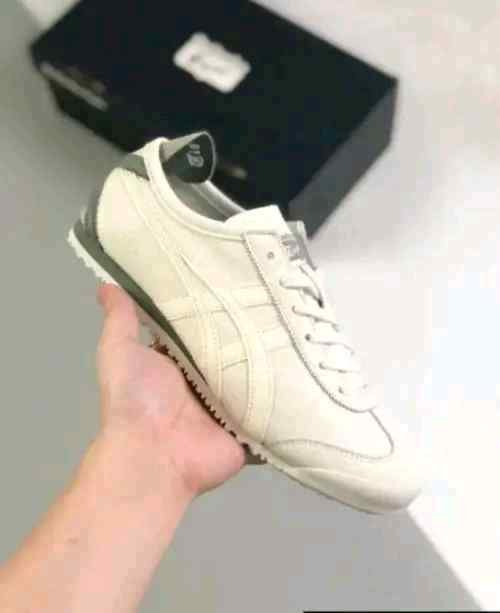 Onitsukaa Tiger Mexico 66 Cream Grey Sage fix
