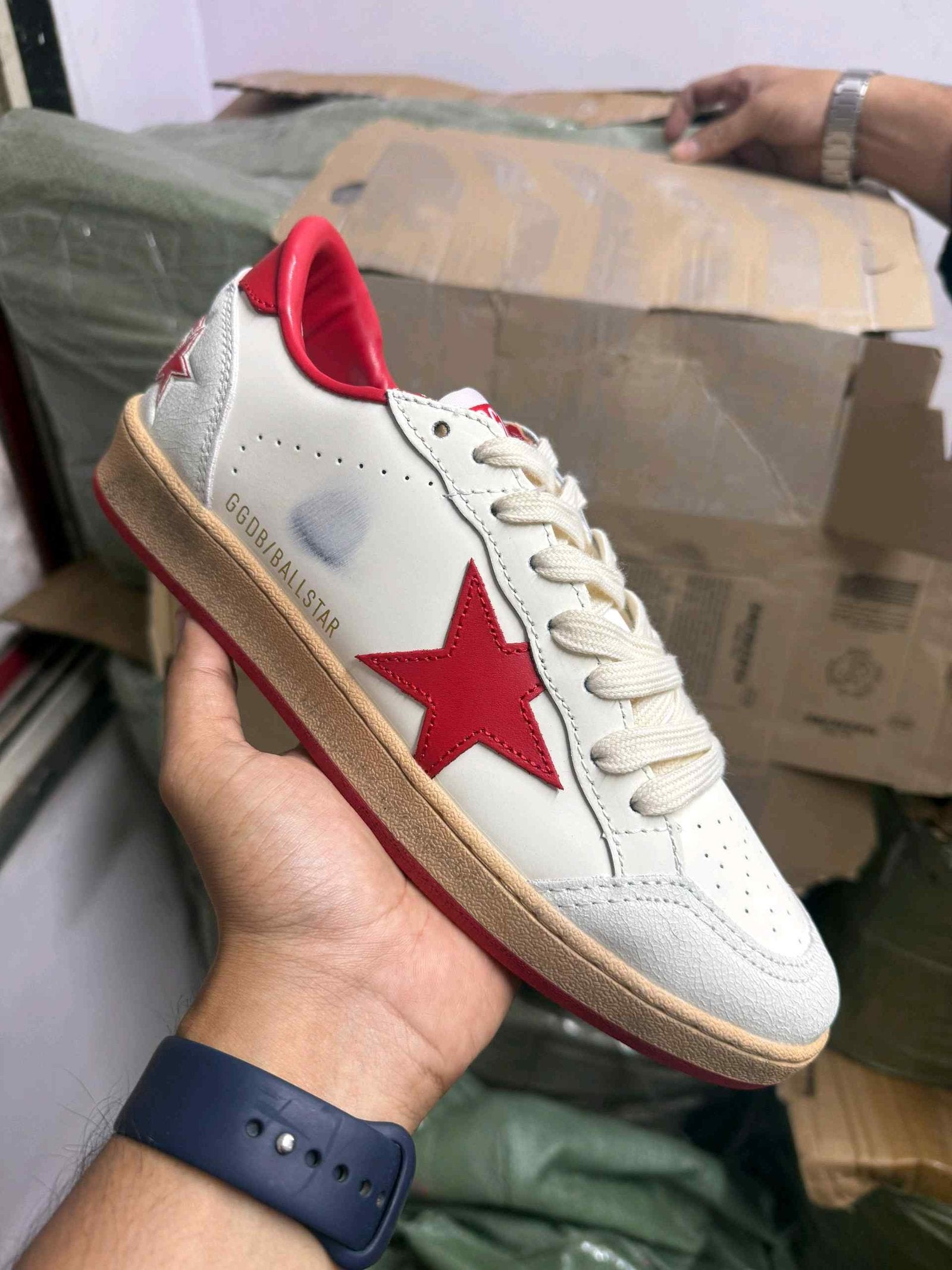 GOLDEN GOOSE BALL STAR LOW WHITE RED