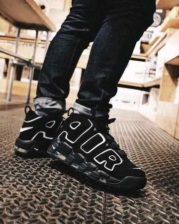 Nikee Air More Up Tempo Black
