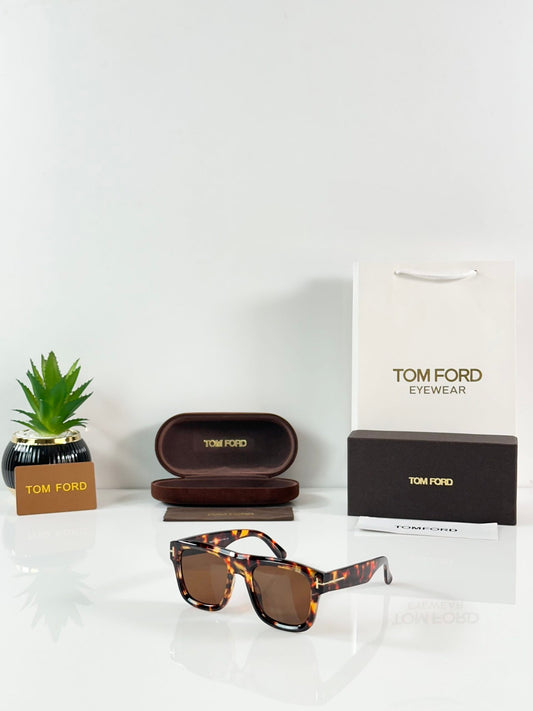 Tom 259 Tiger Brown