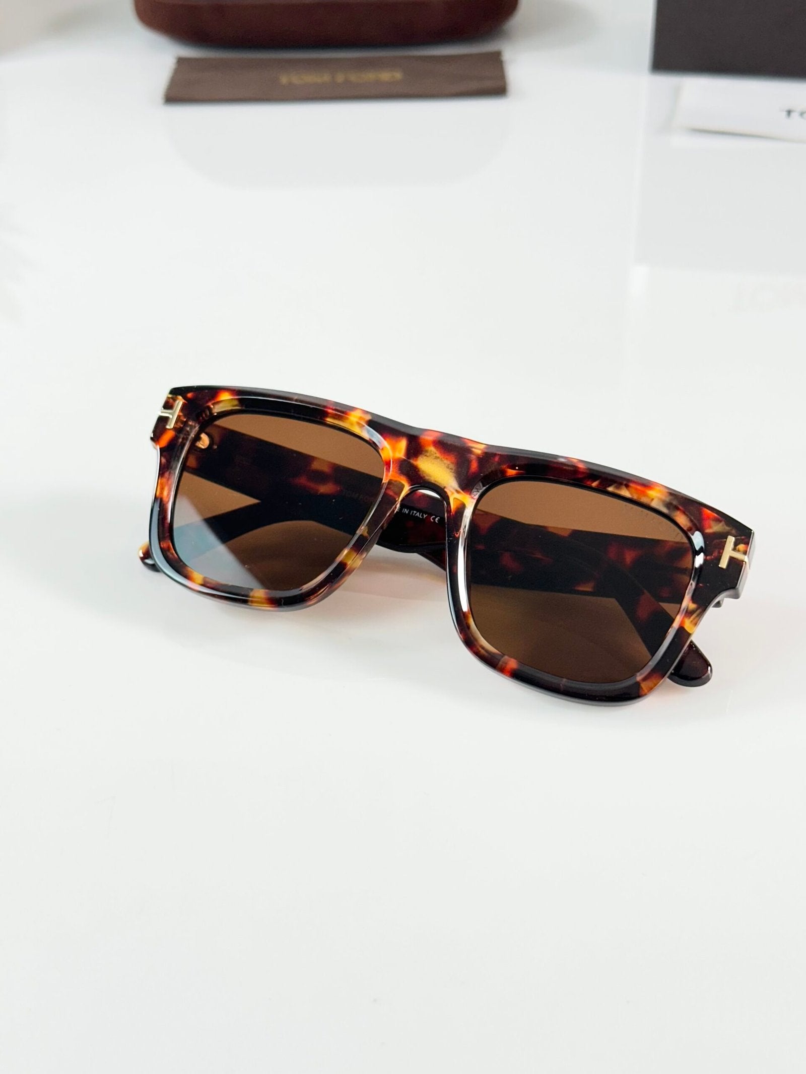 Tom 259 Tiger Brown