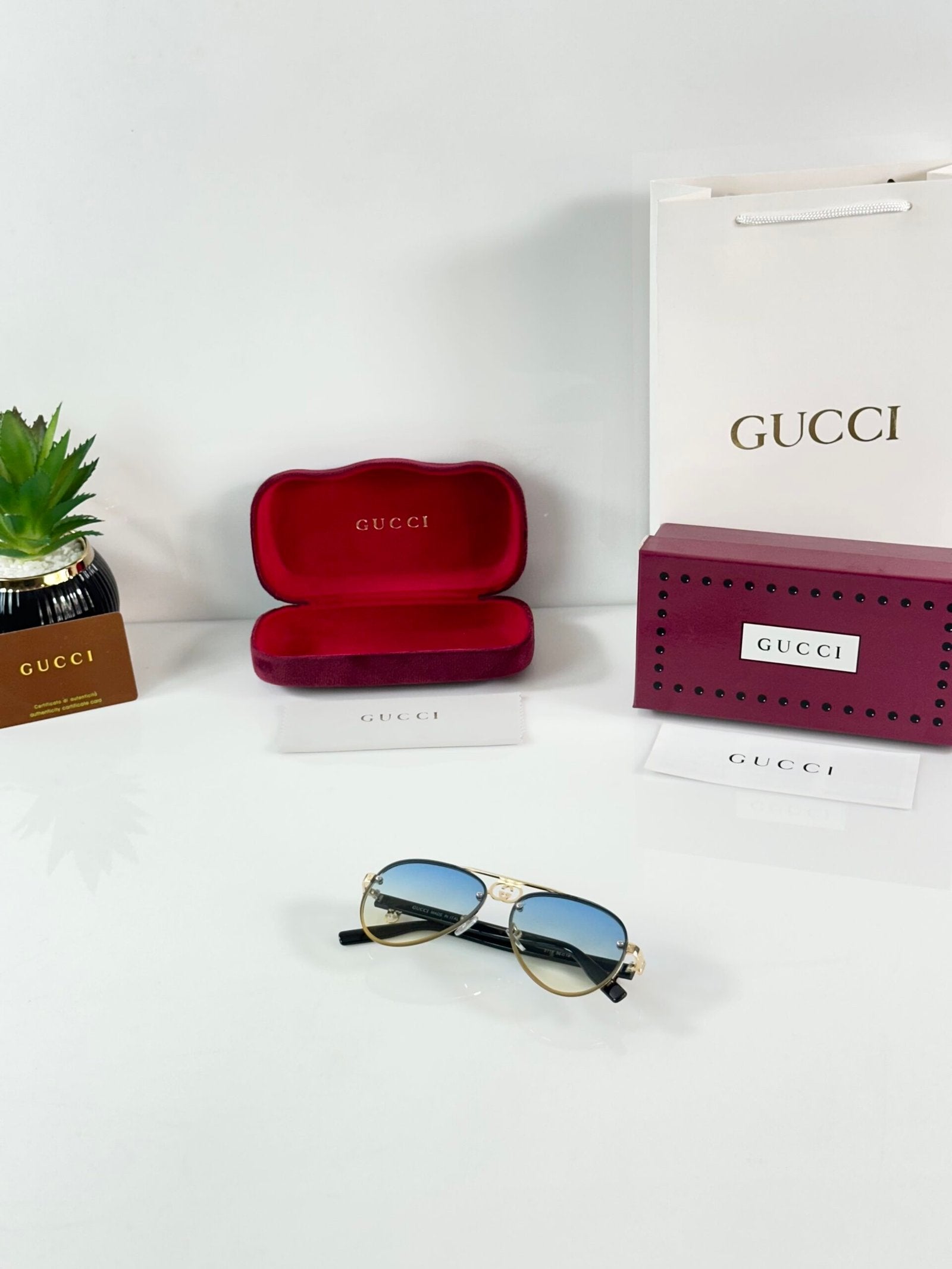 Gucci_5118_Gold_Green_DC