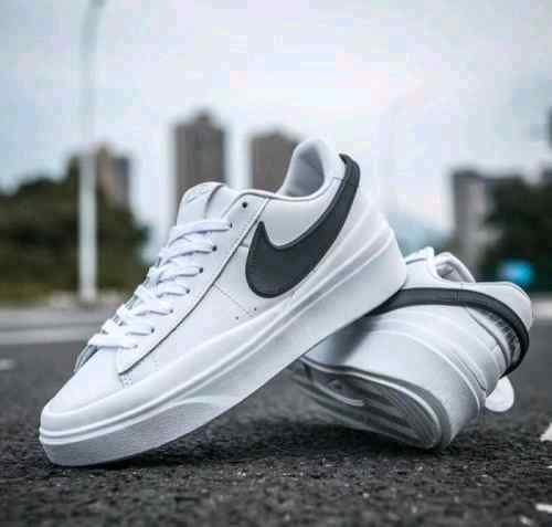 nikee blazer phantom low white black