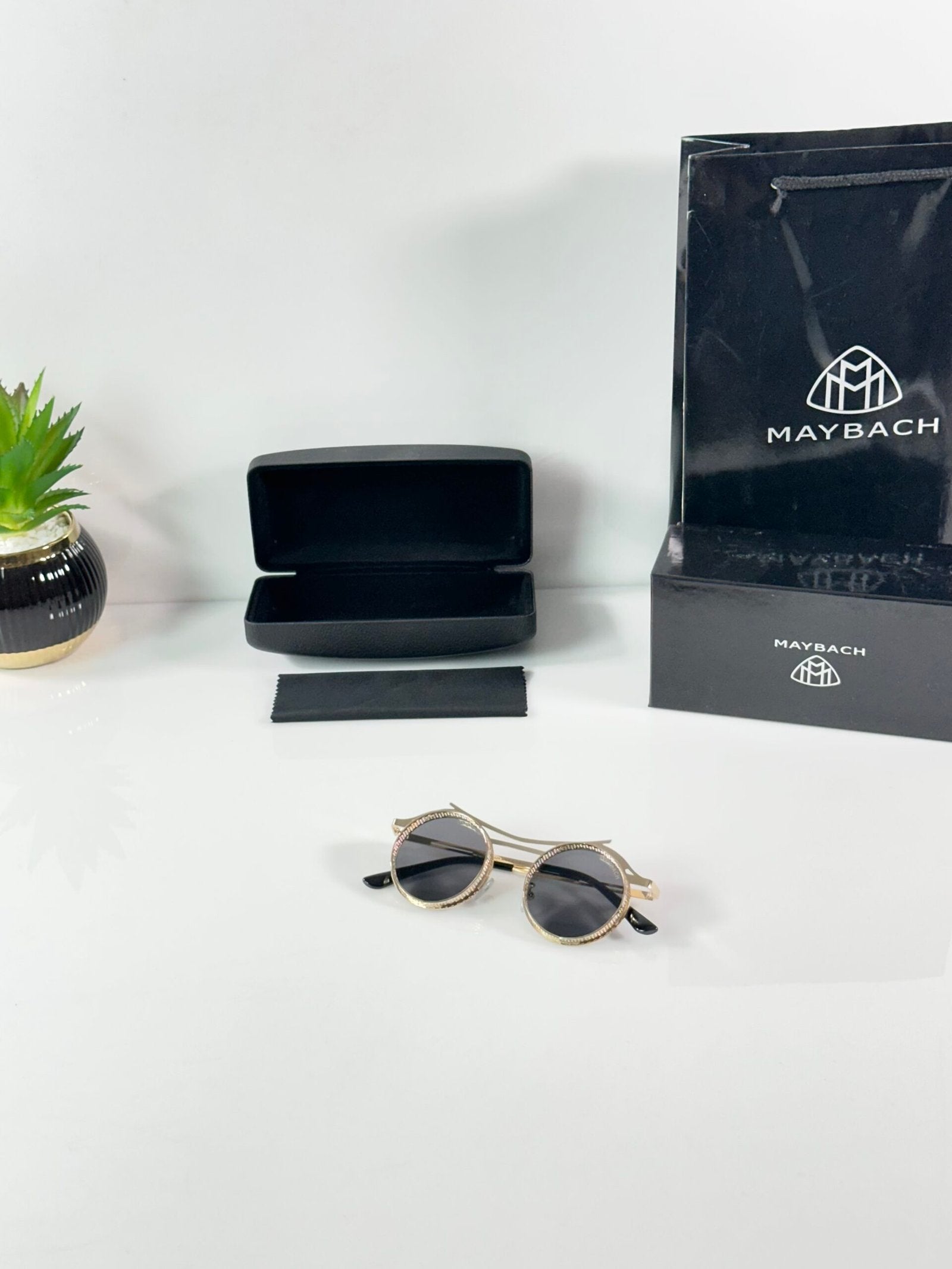 Maybach 2172 Gold Black