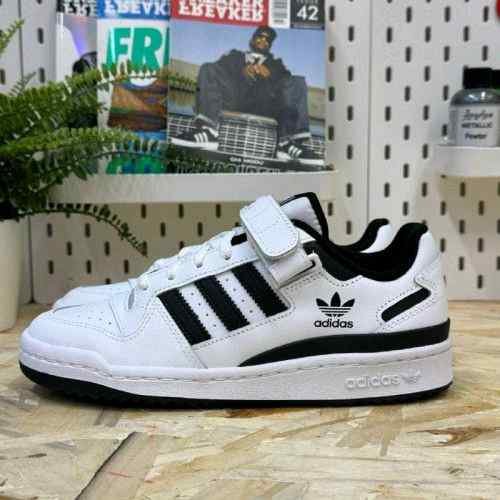 adidass forum 84 low WHITEBLACK
