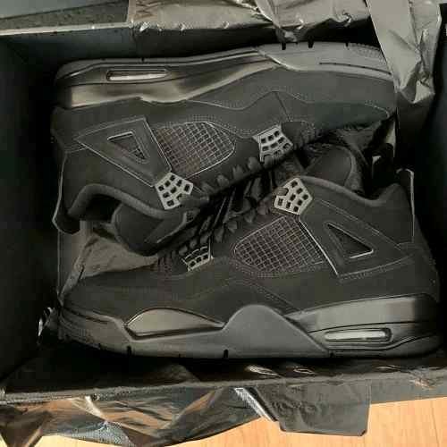 nikee JORDAN RETRO 4 BLACK CAT
