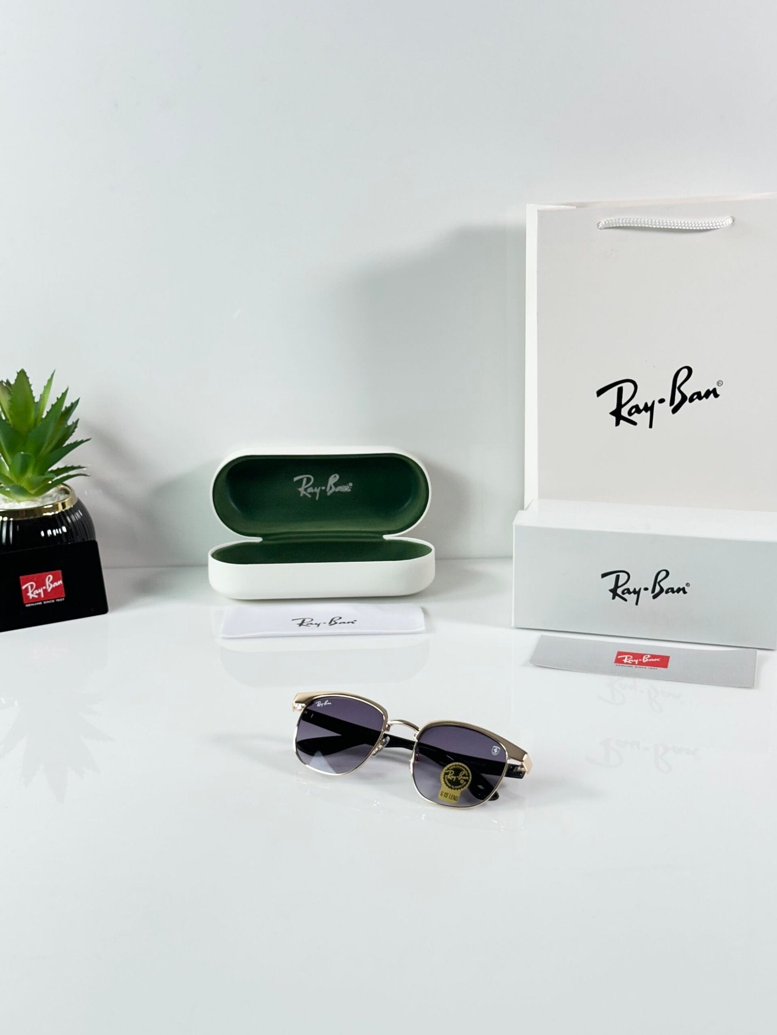 Rayban 3698 Gold Black DC