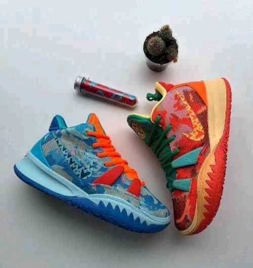 Nikee Kyrie 7 x Sneaker Room Fire Water