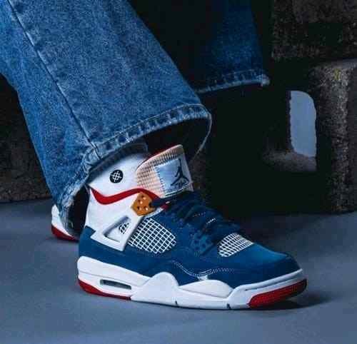 nikee jordan retro 4 gs MESSY ROOM SALE