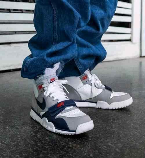 nikee air trainer 1 midnight nevy sale