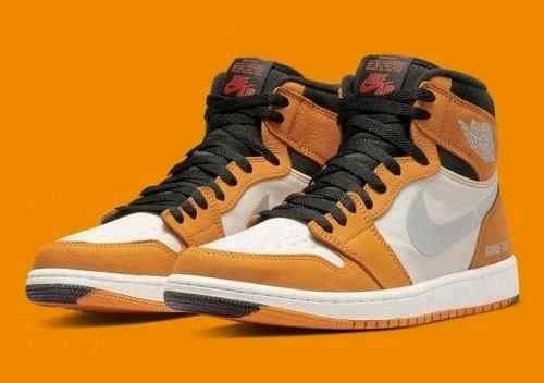 nikee Jordan retro 1 High Element Goretex Light Curry