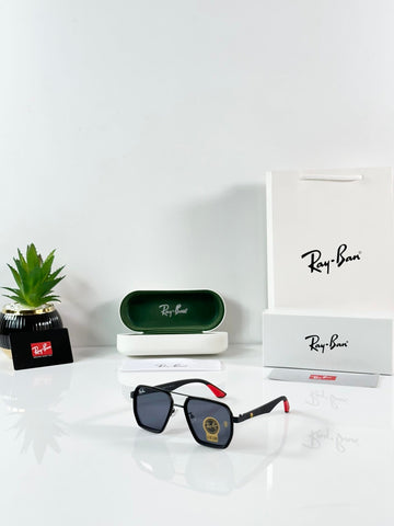 RB 010 Black