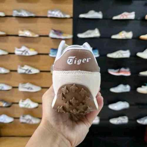 onitsukaa tiger EDR 78 Beige Brown