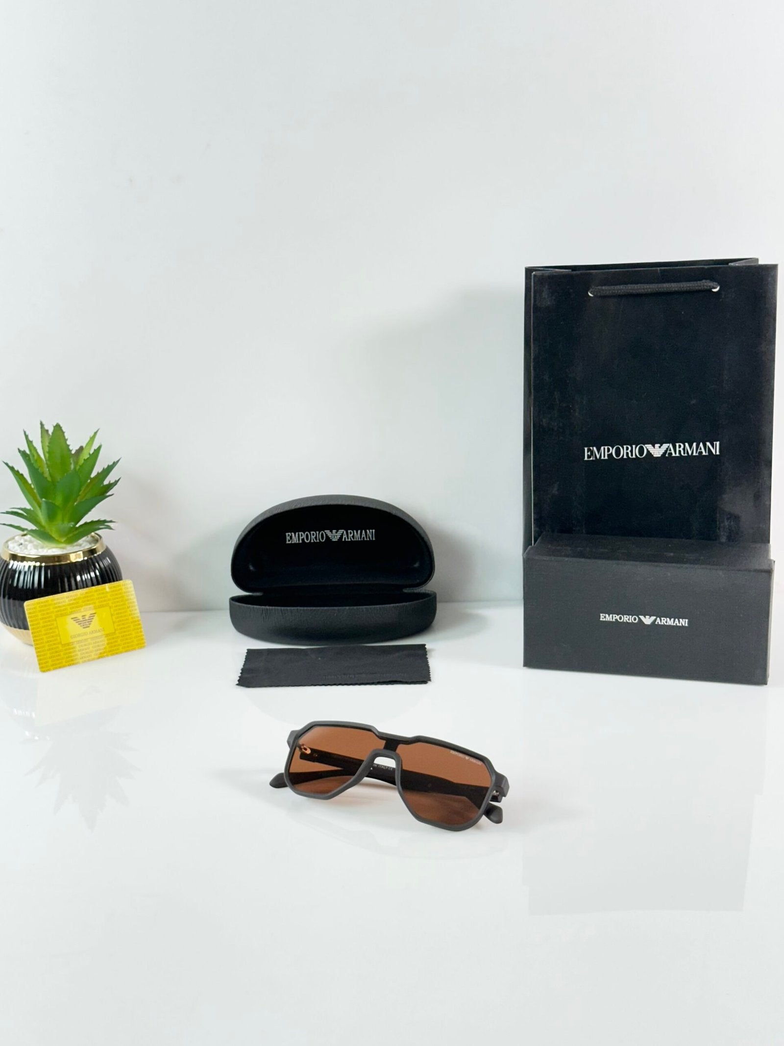 Emporio Arma219 Brown