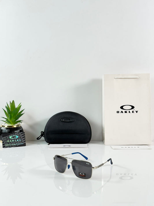 Okley 8922 Silver Black