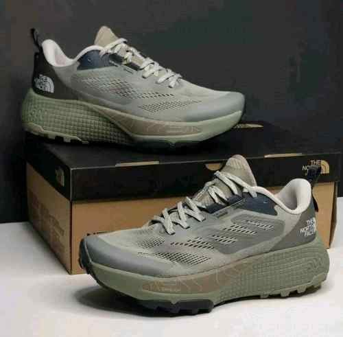 The North facee Altamesa 500 trail Grey Green