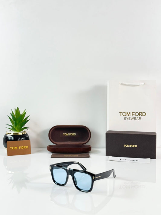 Tom 259 Black Blue