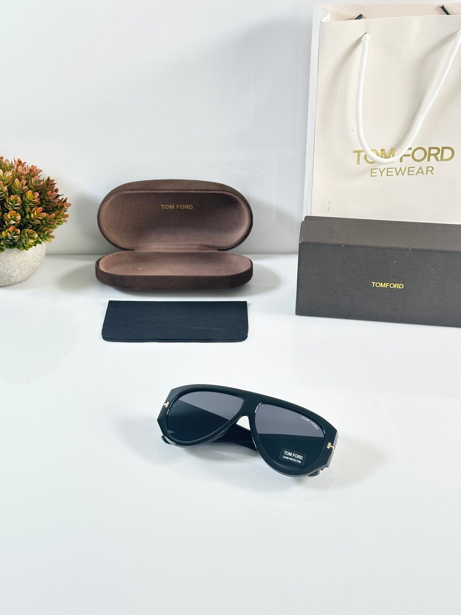 TF 9577 Black
