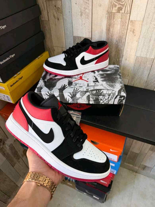 Air Jordan 1 Low Black Toe semi ua 2025