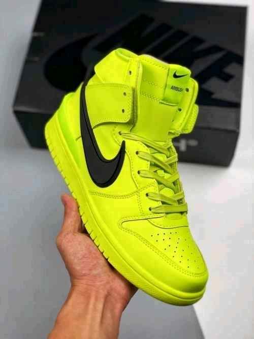 nikee ambush dunk high volt green